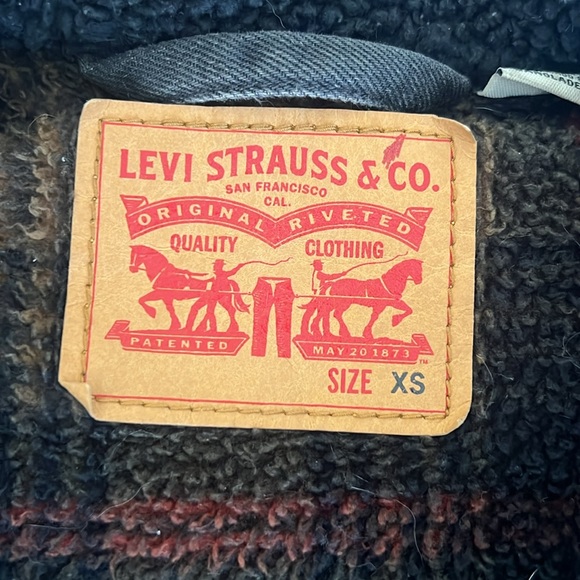 Levi’s jacket - Picture 4 of 6